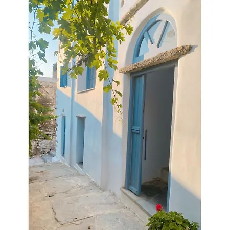 Apartment Traditional Stone